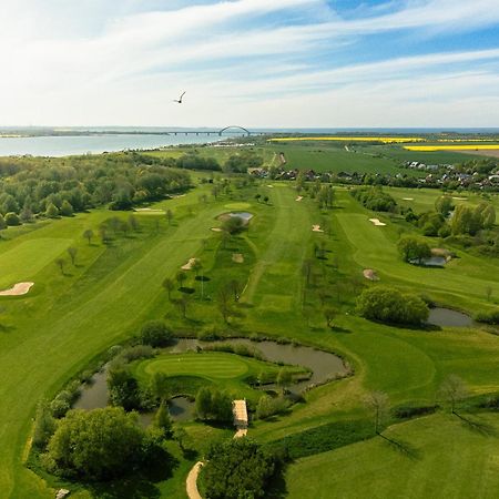 Golf 'N Wave Aktivresort Fehmarn Esterno foto