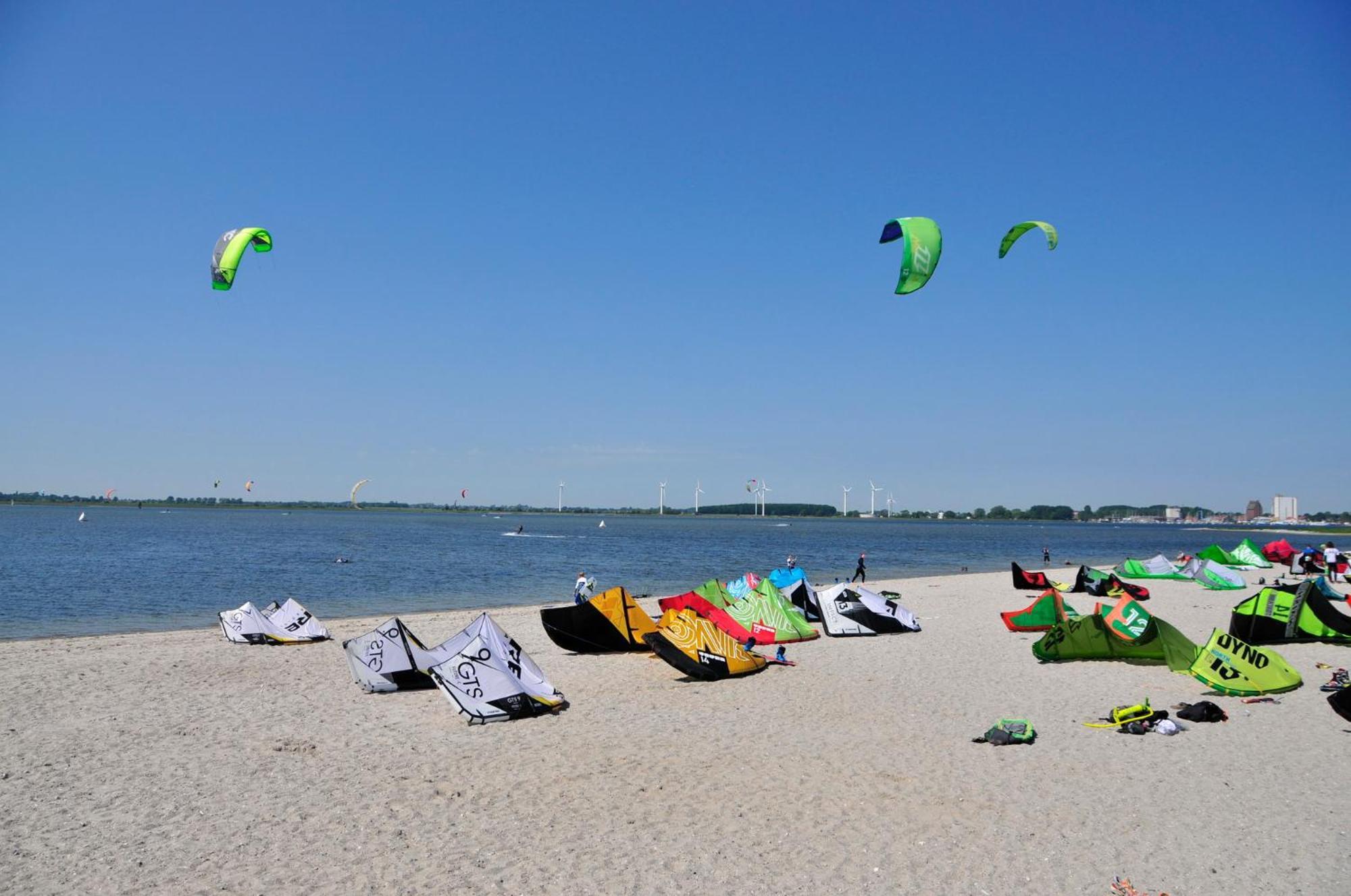 Golf 'N Wave Aktivresort Fehmarn Esterno foto